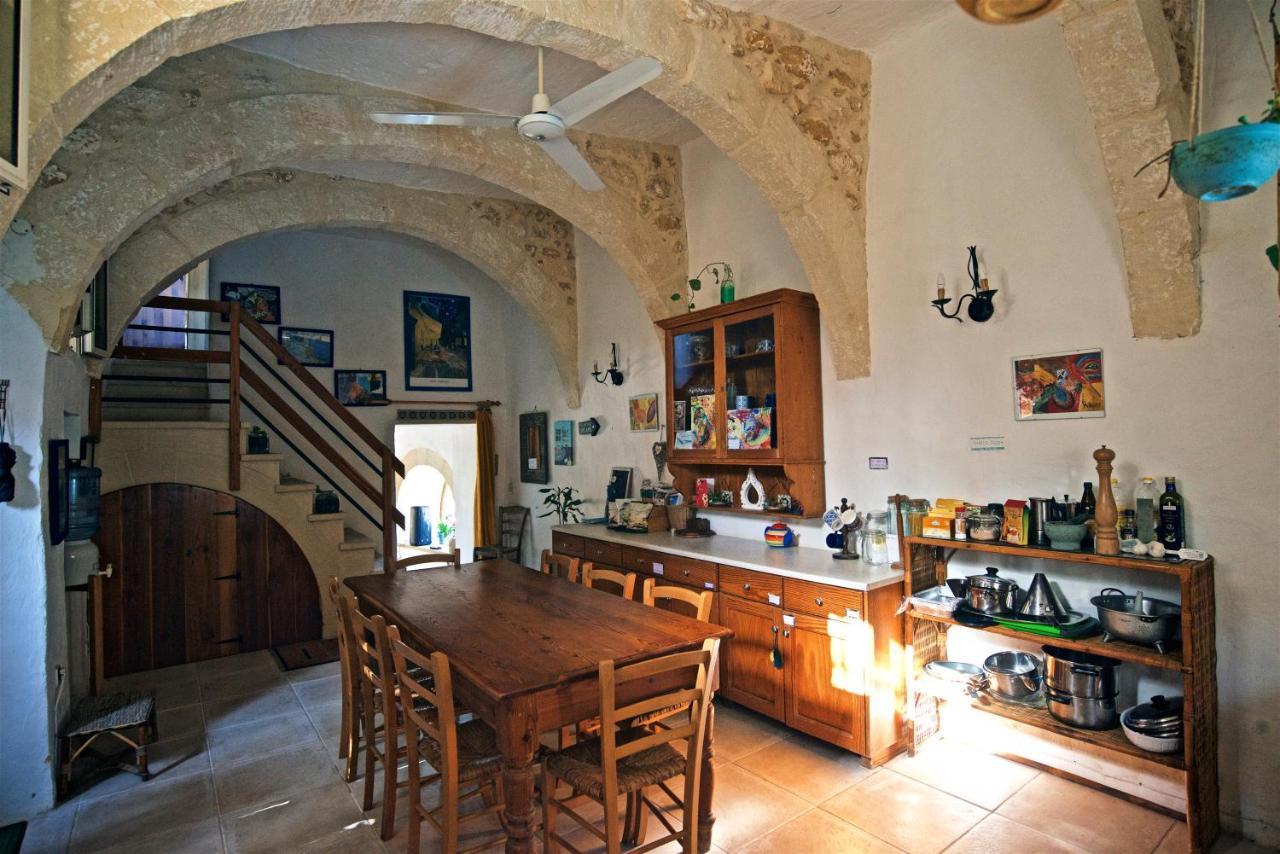 Hotel Dar Ix-Xemx Nadur Esterno foto