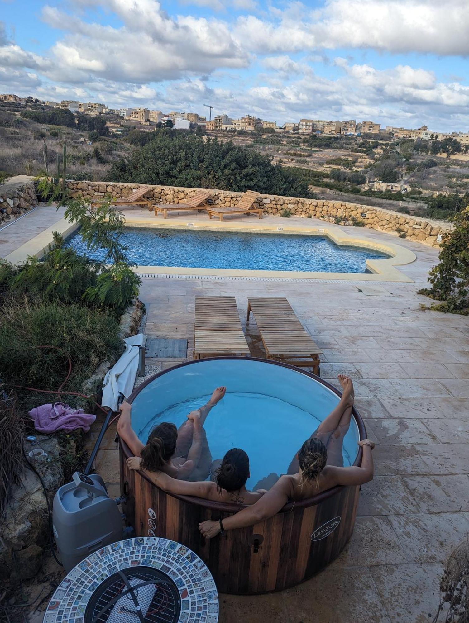 Hotel Dar Ix-Xemx Nadur Esterno foto